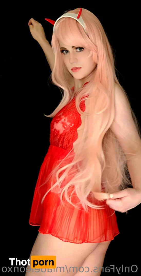 Mia Deleon XO 13783438