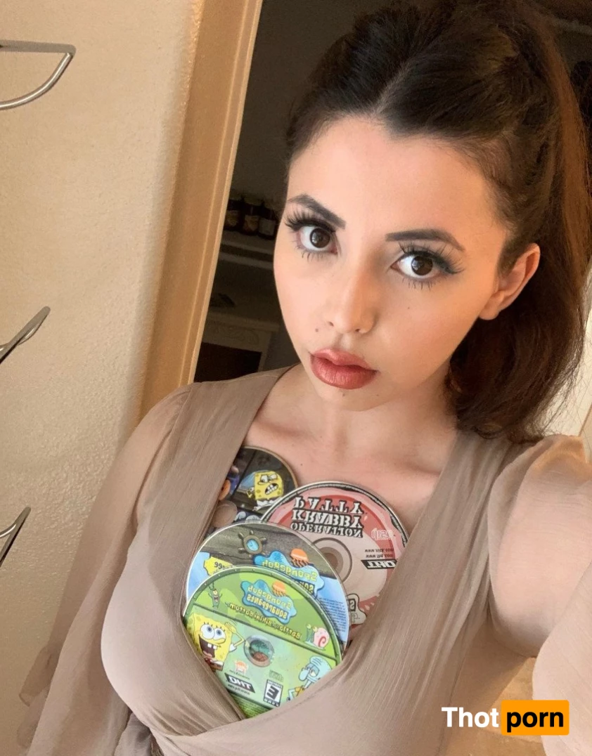 cinnamon bun 2219206