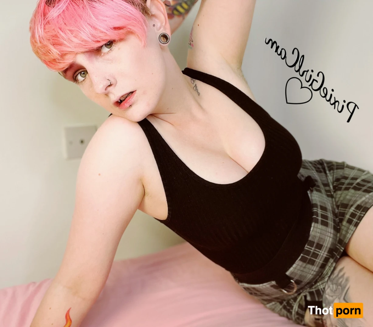 Pixie Skye 👻 BIRTHDAY 31ST JULY 🎉🎉 14226842