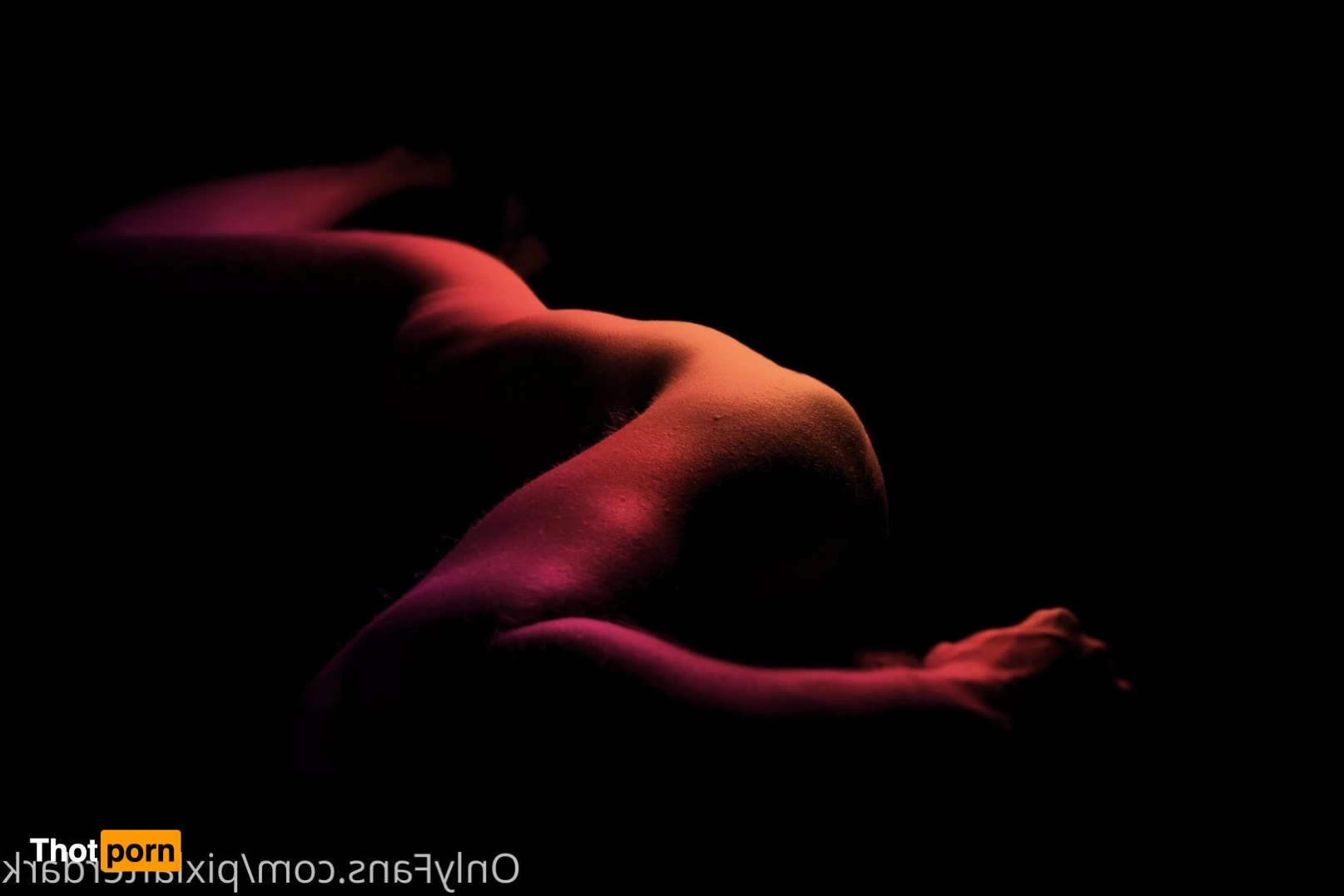 pixlafterdark 2216239