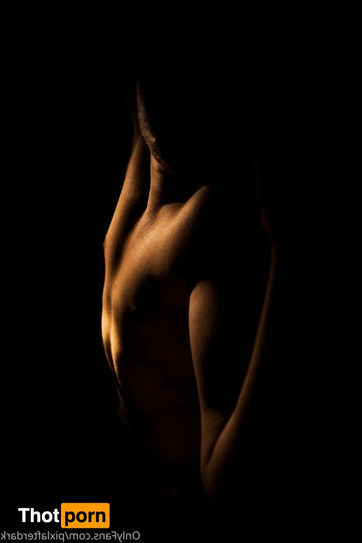 pixlafterdark 2216241