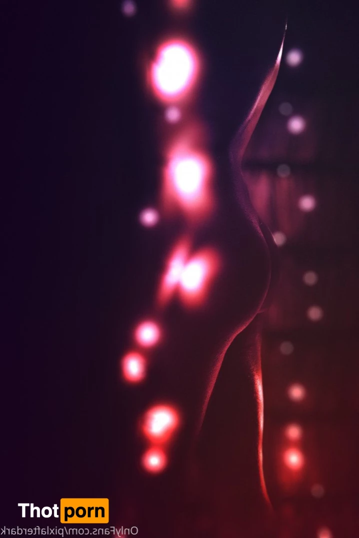 pixlafterdark 2216243