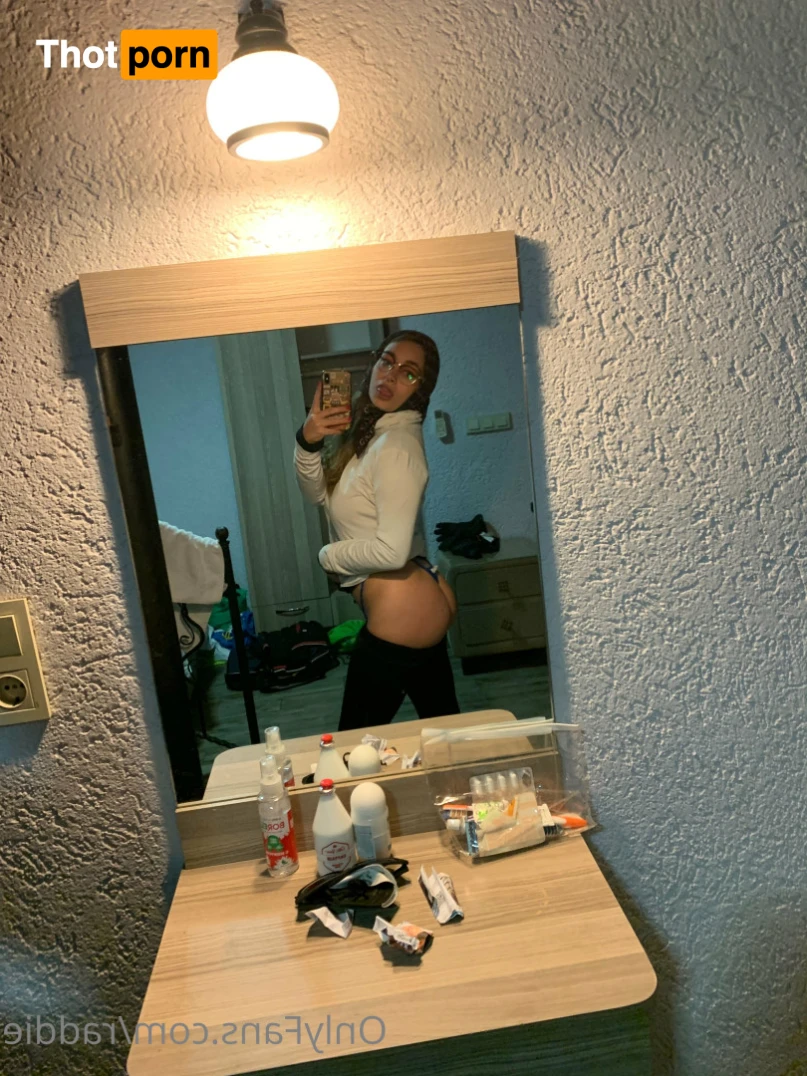 Raddie llod 14221280