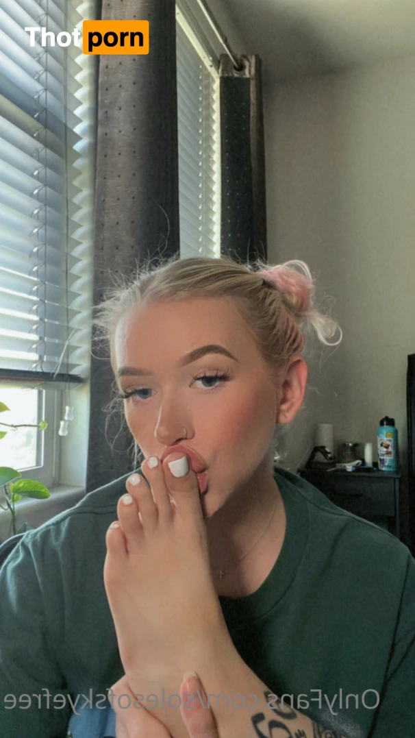 Goddess Skye 6454228