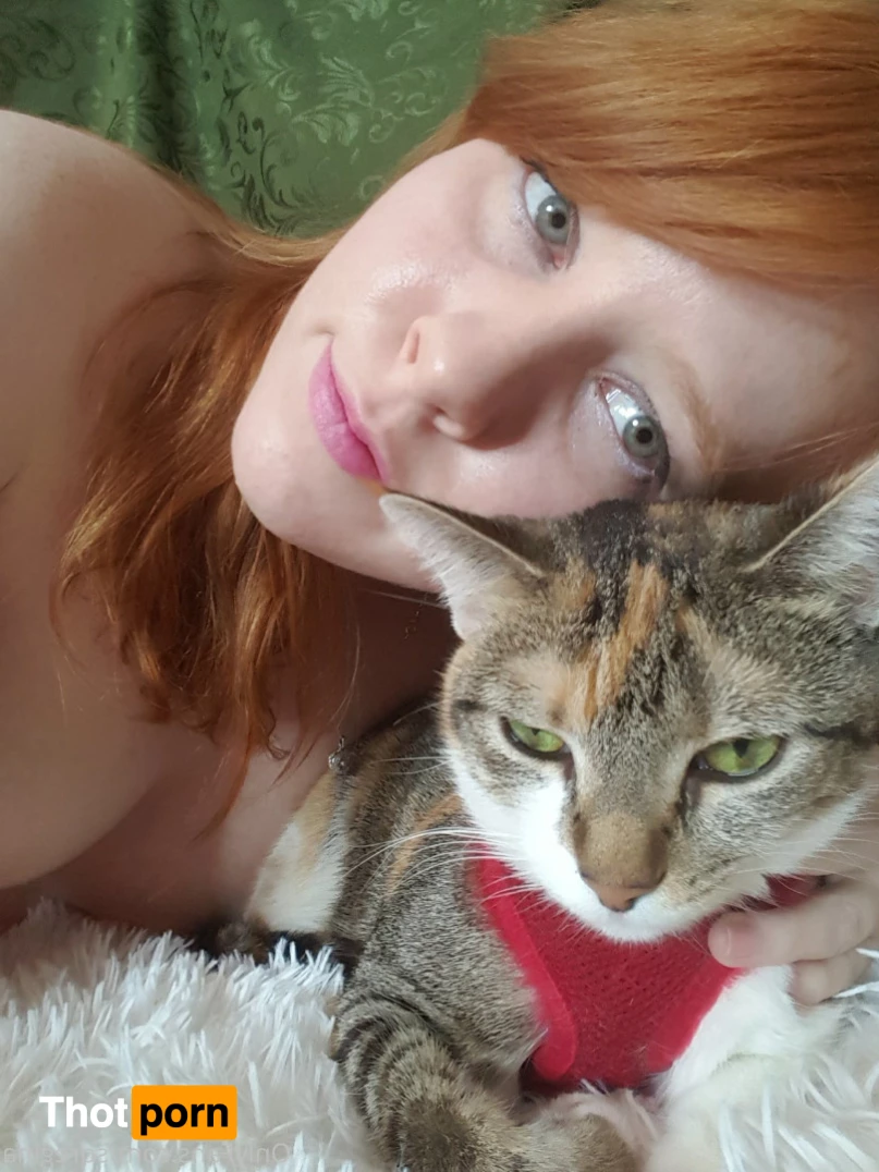 Sleeping Queen Regina Cosplay 6245776