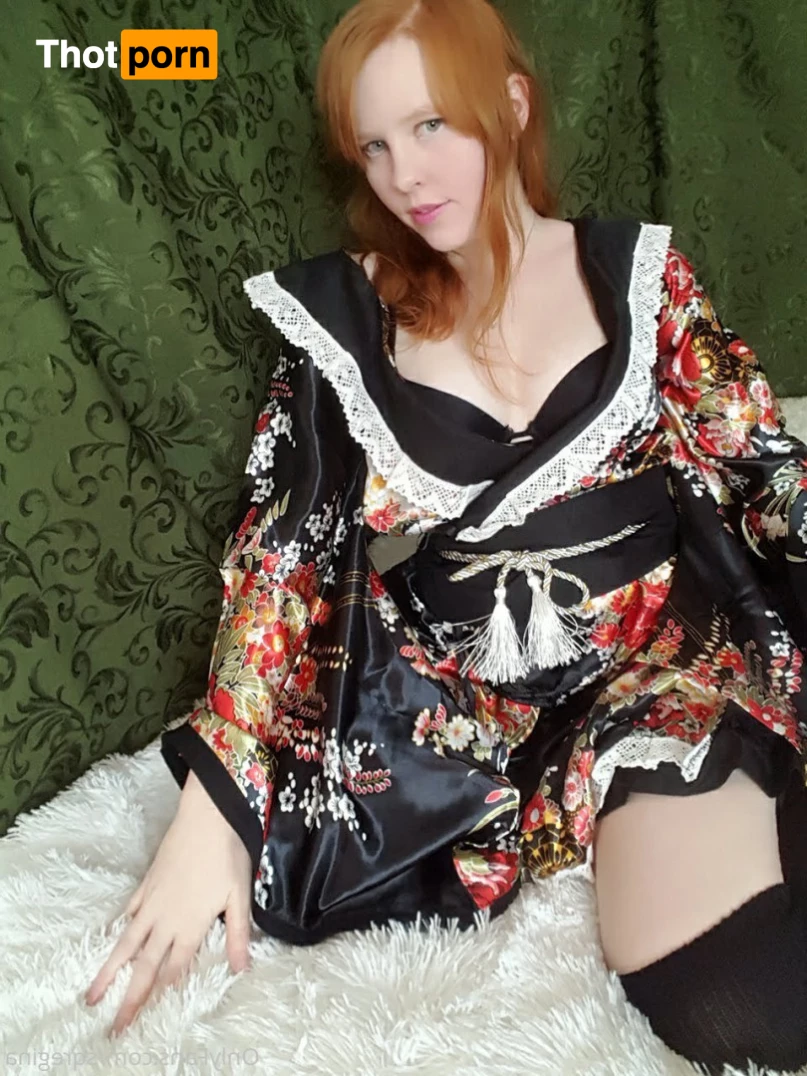 Sleeping Queen Regina Cosplay 6245891