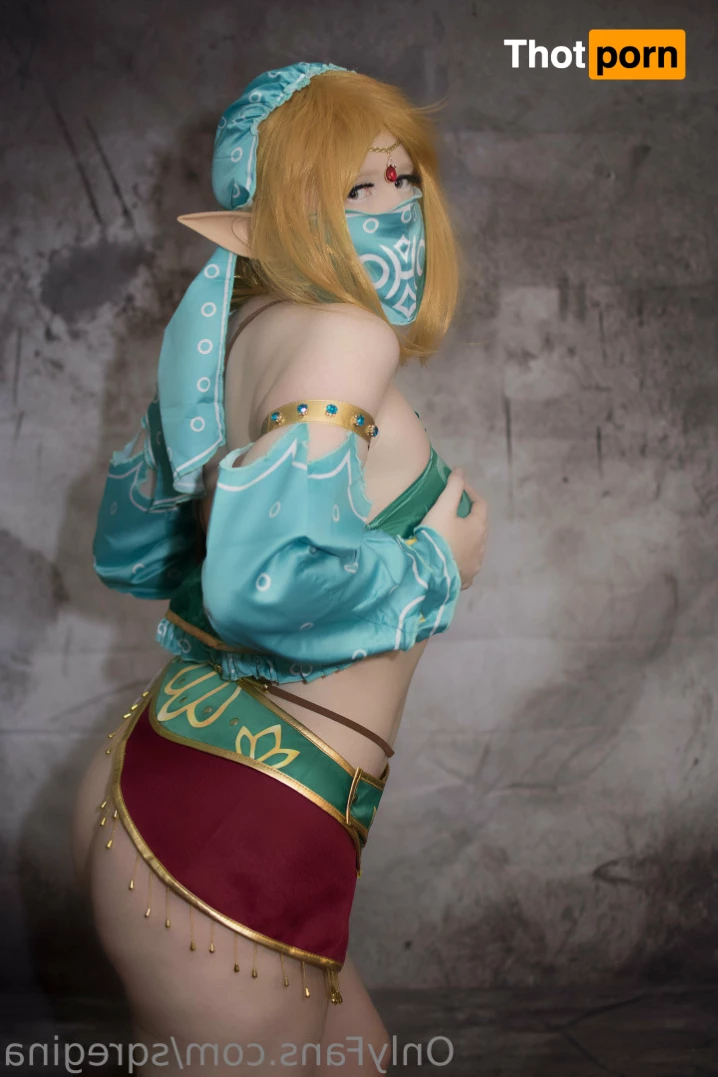 Sleeping Queen Regina Cosplay 6246033