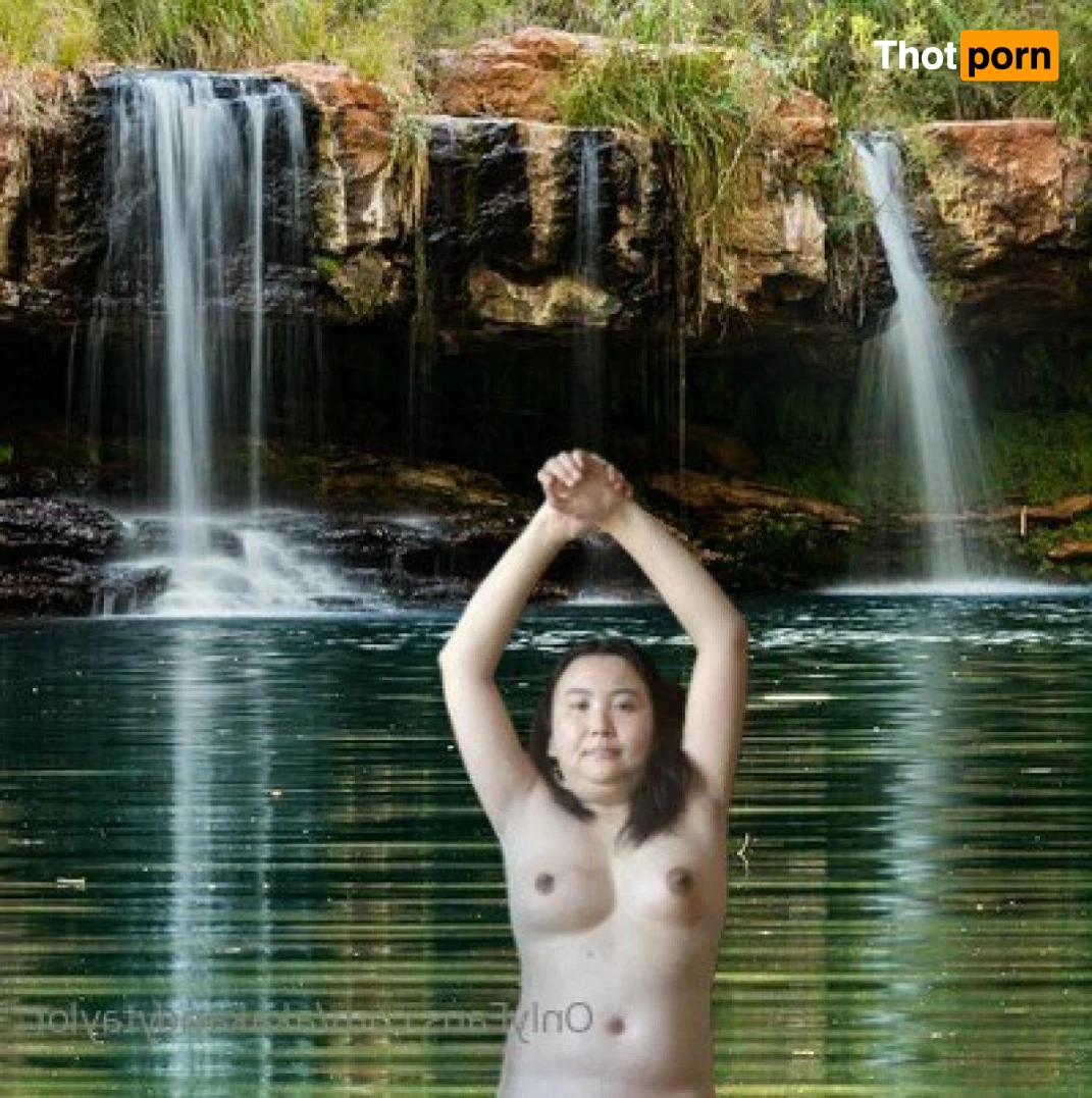 Candi Taylor 3542470