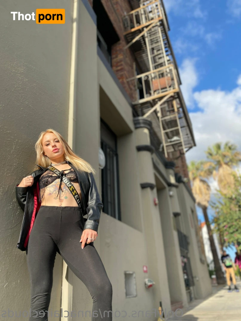 Anna Claire Clouds 12518716