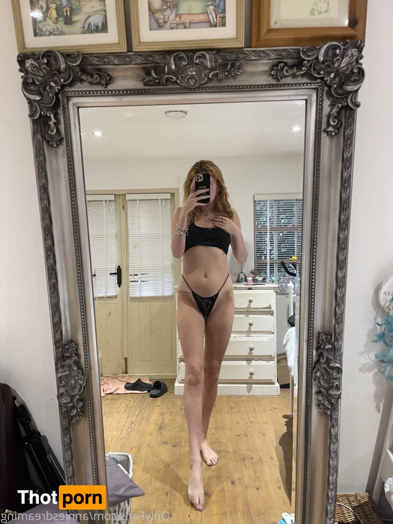 Annie the redhead with 2 pussies 🥵 3915863