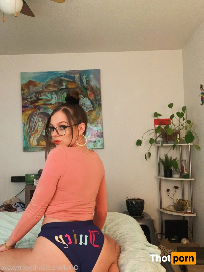 Kiki ♡ ✧*。 2202397