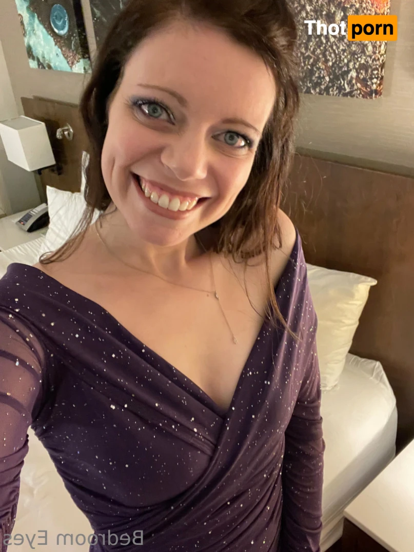 Bedroom Eyes 15631908