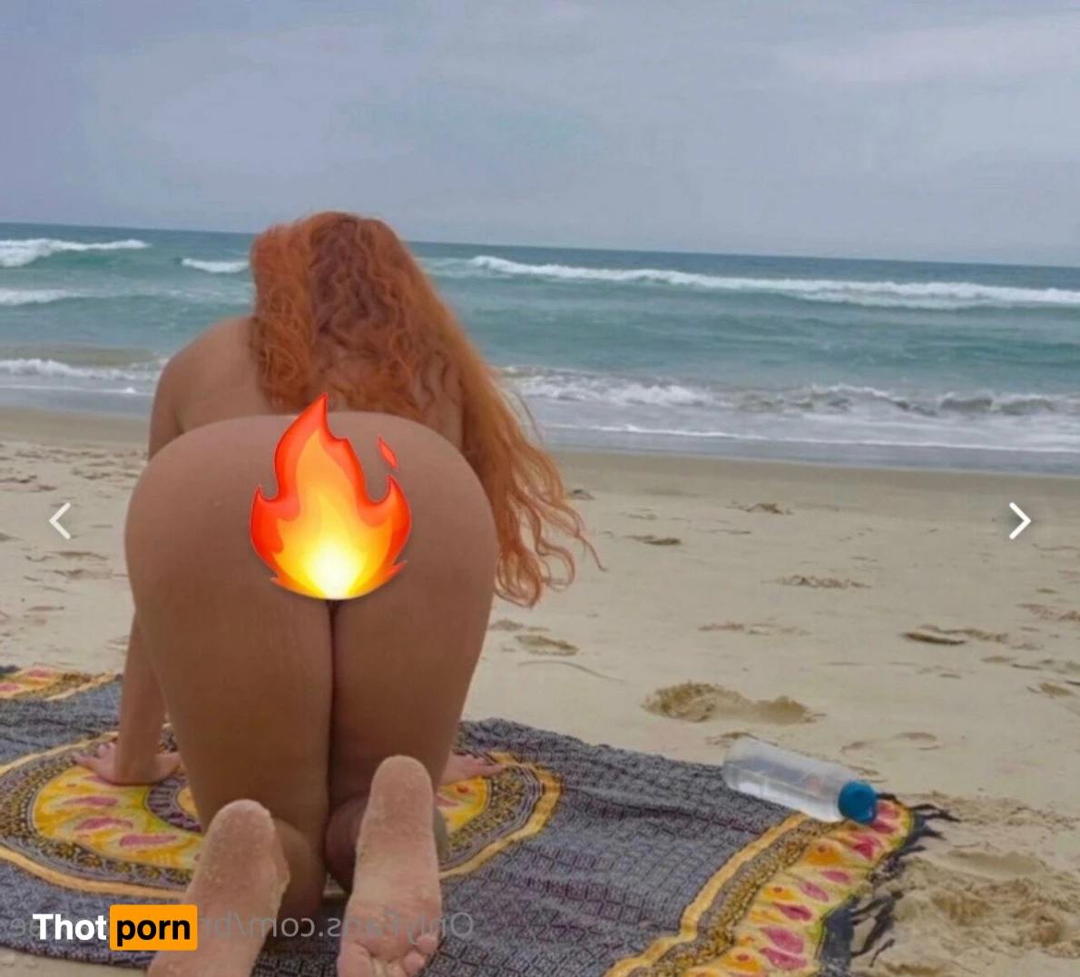 Yoga pussy spreading 3819513