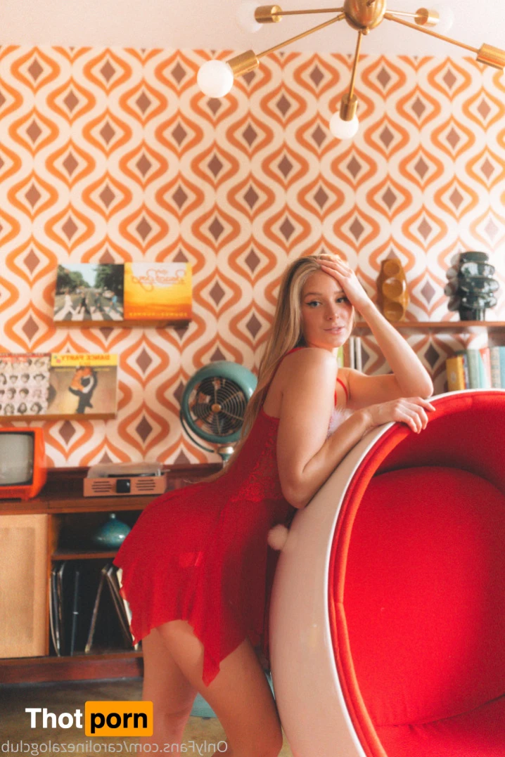 Caroline Zalog 15408316