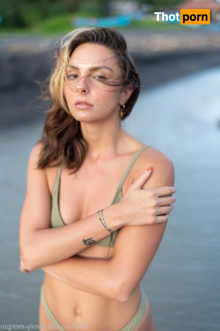 emily-morgan 2191745