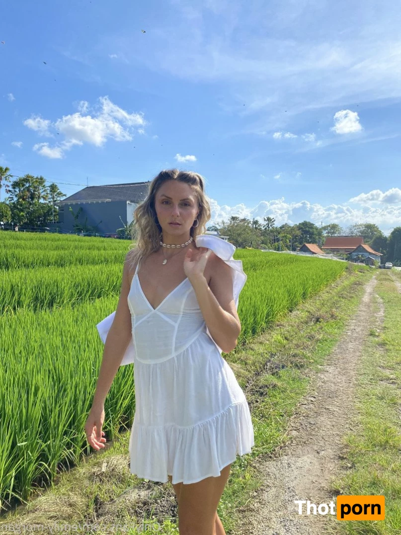 emily-morgan 2191749