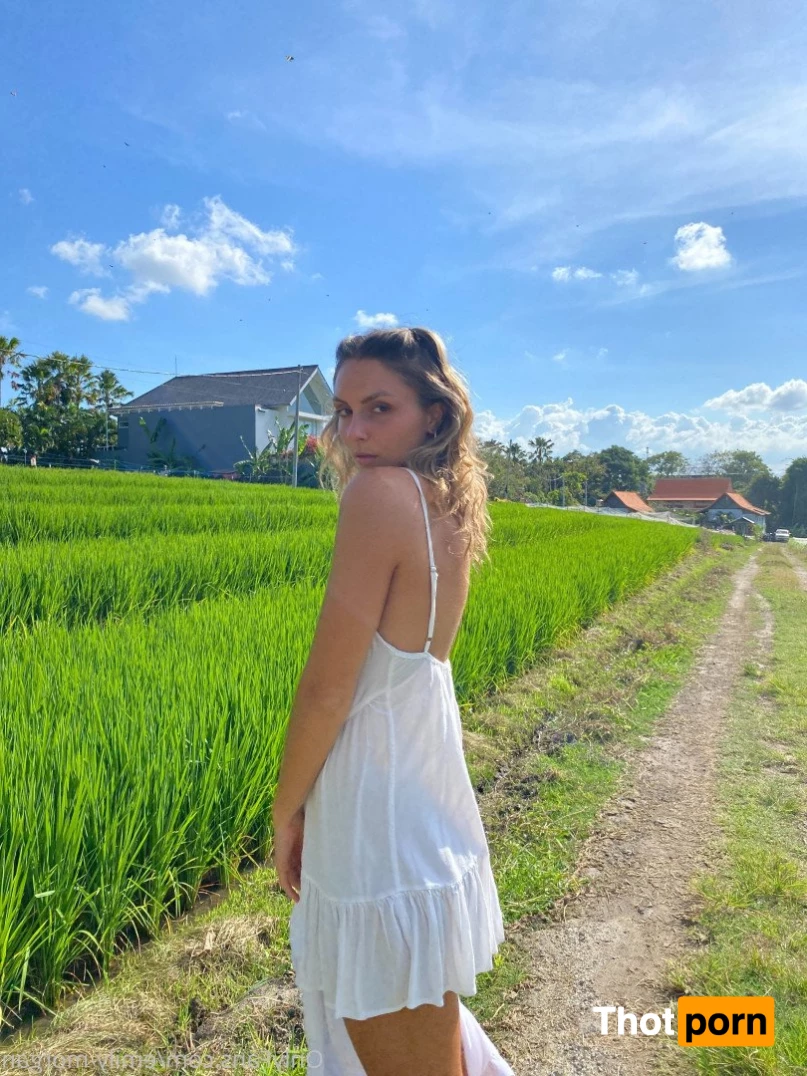 emily-morgan 2191758