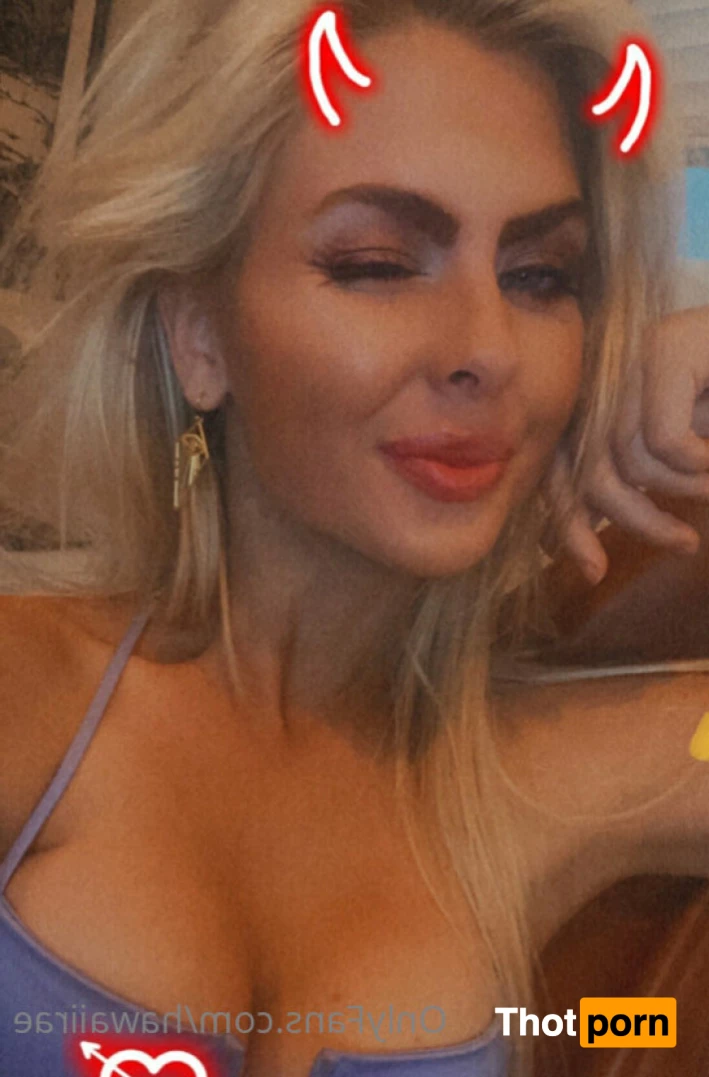 College Sweetheart 😘😘 6449663