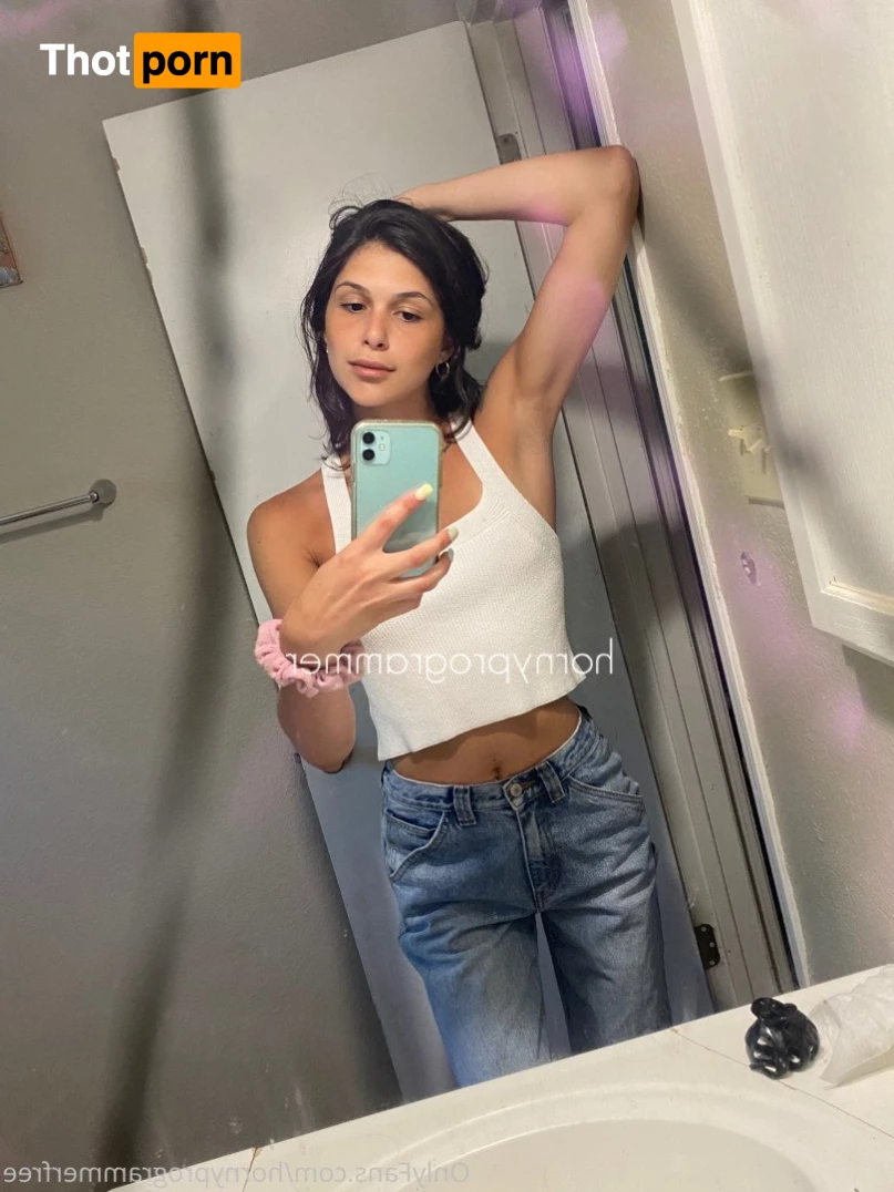 Hornyprogrammerfree 2187768