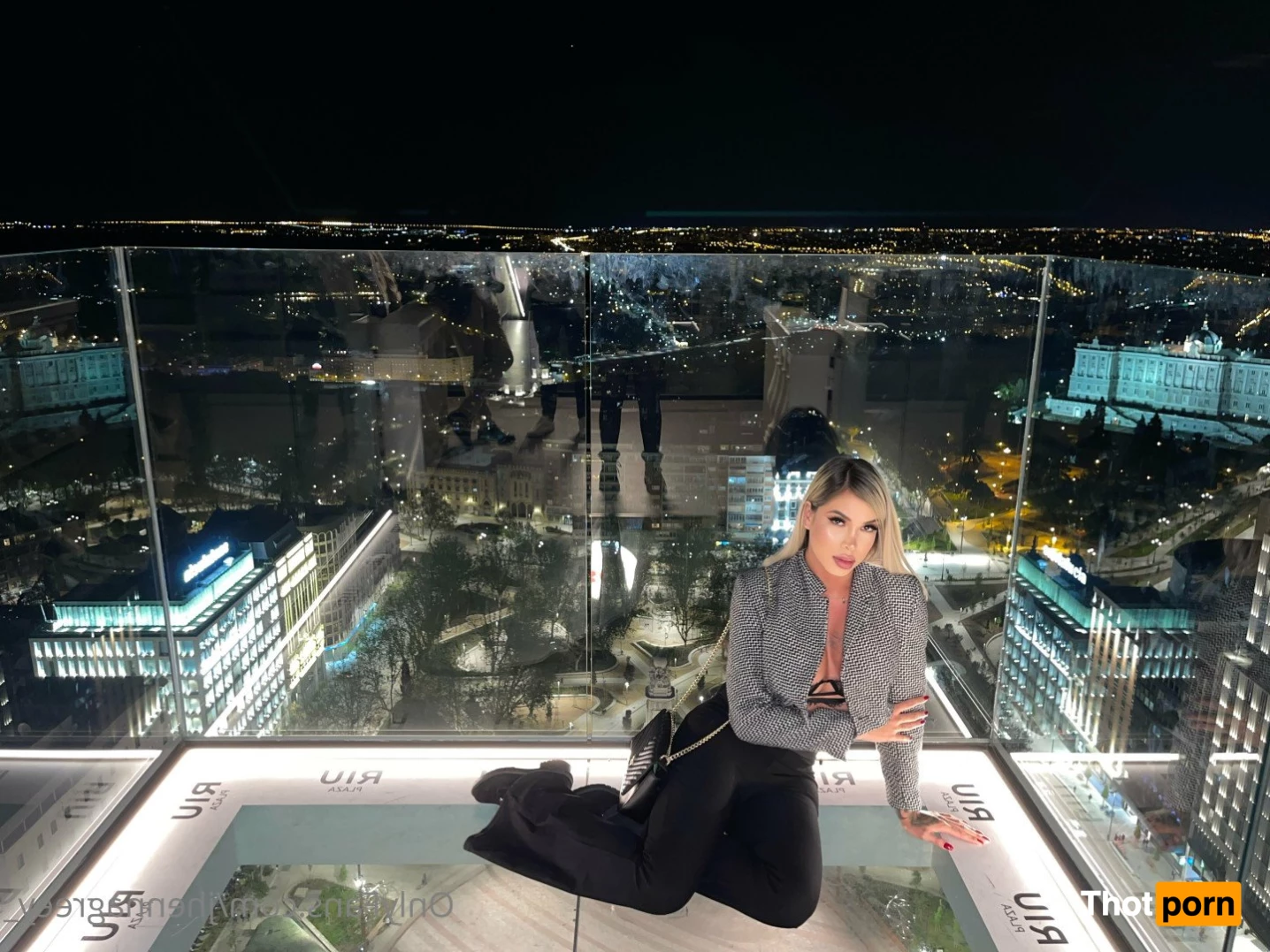 Susana Velasquez 3857316