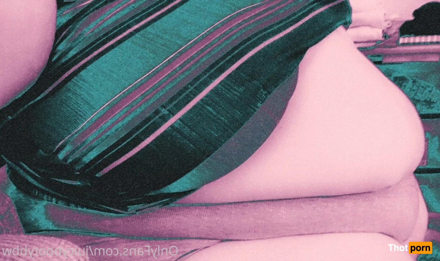 Juicy Booty BBW 2185247