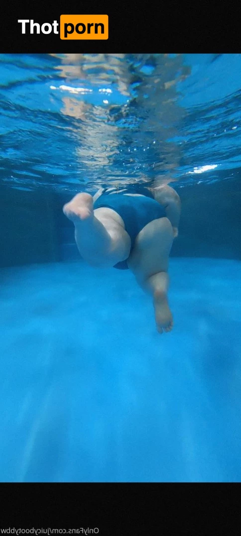 Juicy Booty BBW 2185249