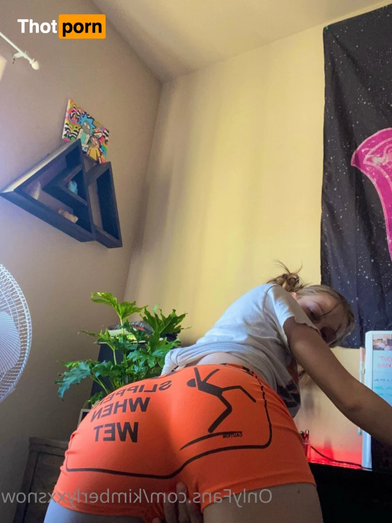 Kimberly Snow 2183892