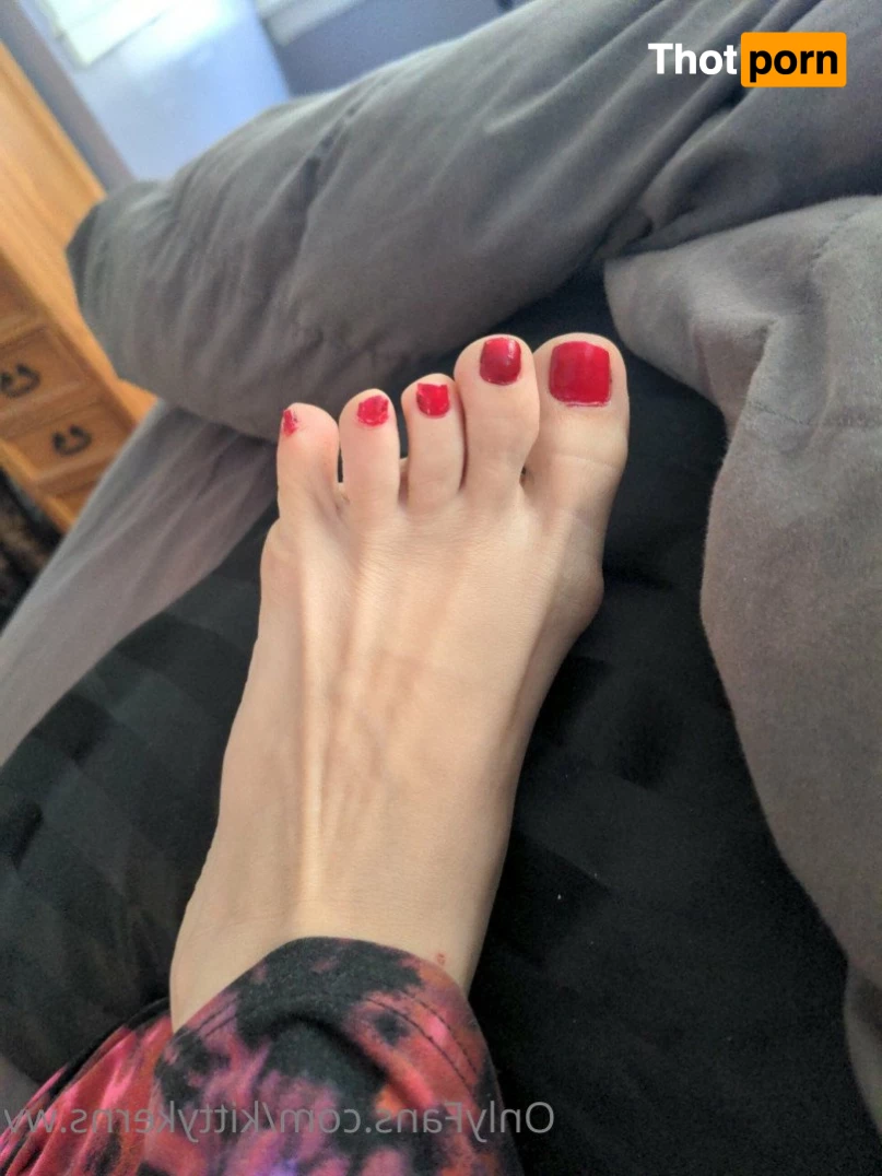 KittyKerns.wv 2183673