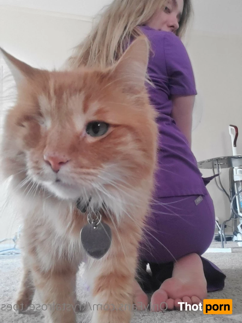 Krystal_Rose 2183375