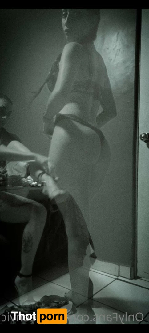 👑𝓛𝓪 𝓡𝓮𝓲𝓷𝓪 𝓥𝓲𝓬𝓽𝓸𝓻𝓲𝓪 3633981