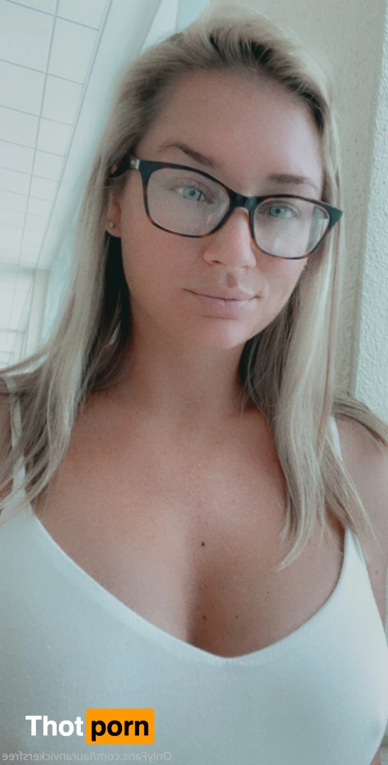 Mommy Lauran Vickers 💕 6024658