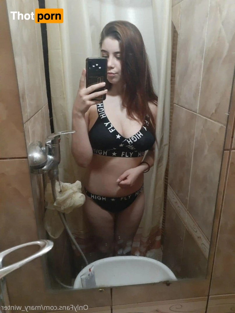 🌺Scarlet Flower🌺 6016026