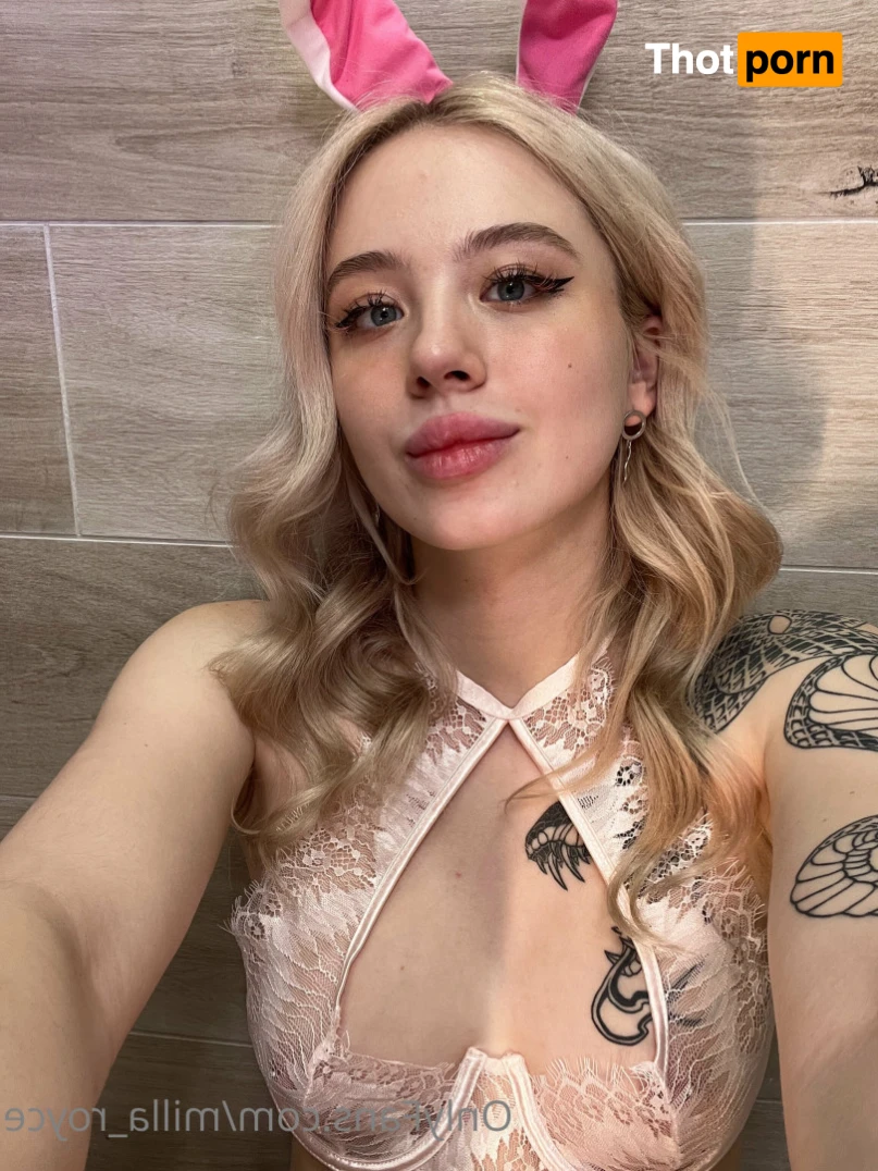 Milla Royce 💜 13529676