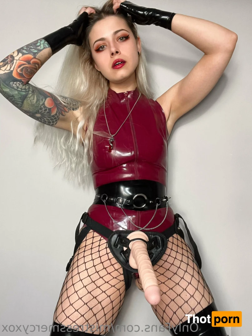 MistressMercyxox 13524741