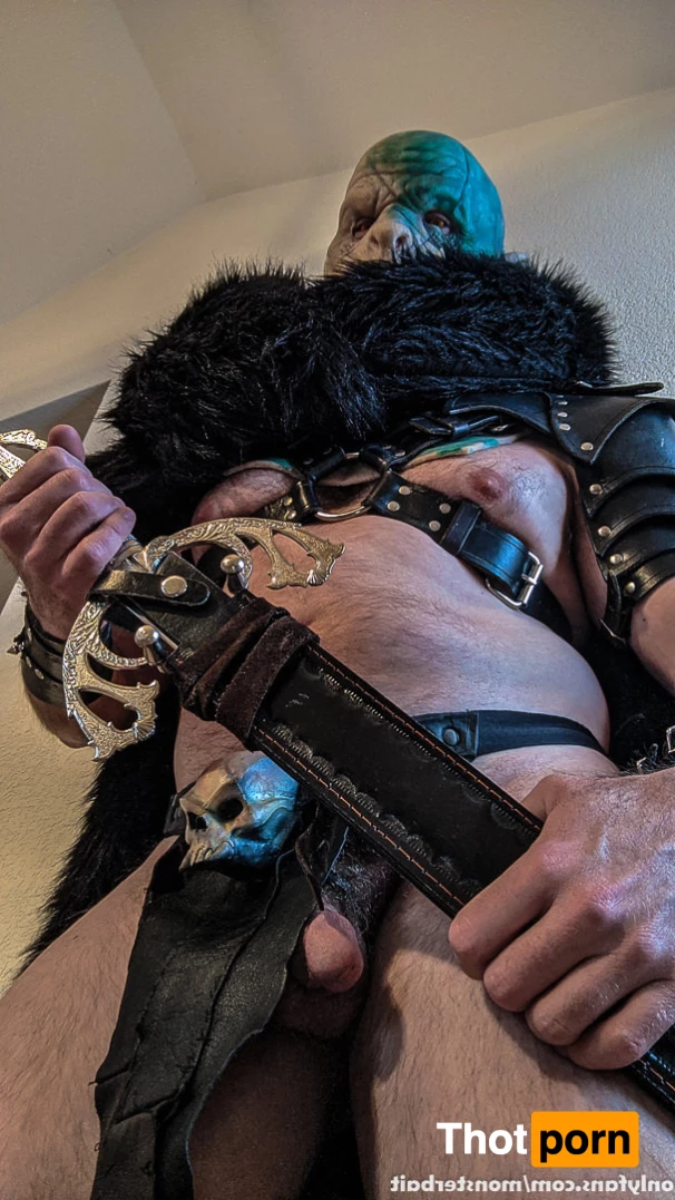 𝕸𝖔𝖓𝖘𝖙𝖊𝖗𝖇𝖆𝖎𝖙 6382102