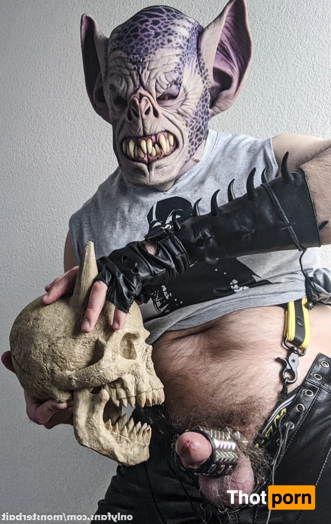 𝕸𝖔𝖓𝖘𝖙𝖊𝖗𝖇𝖆𝖎𝖙 6382178