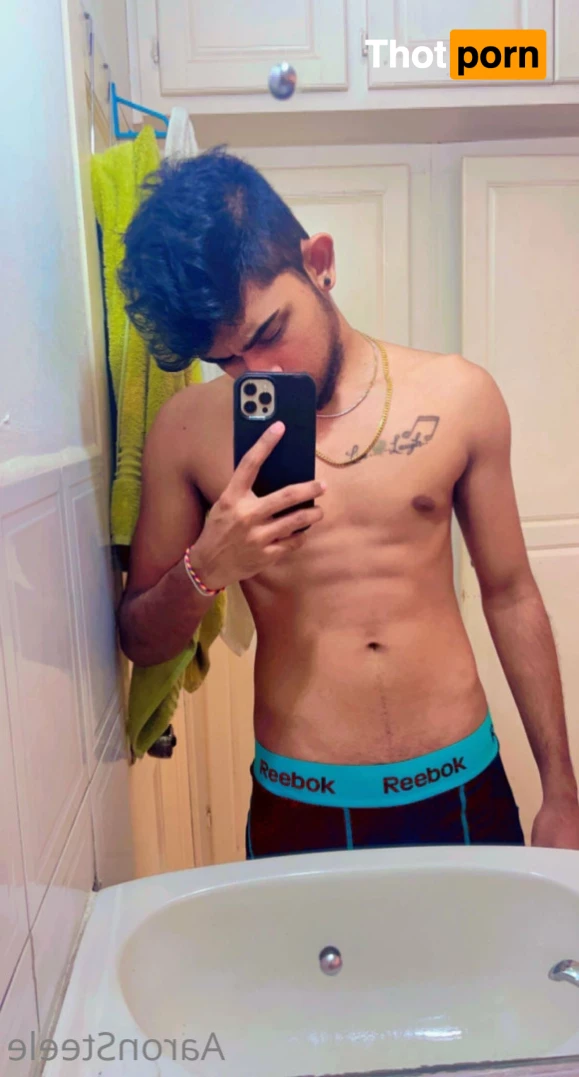 MRAARONSTEELEOF😈🇹🇹 6445181