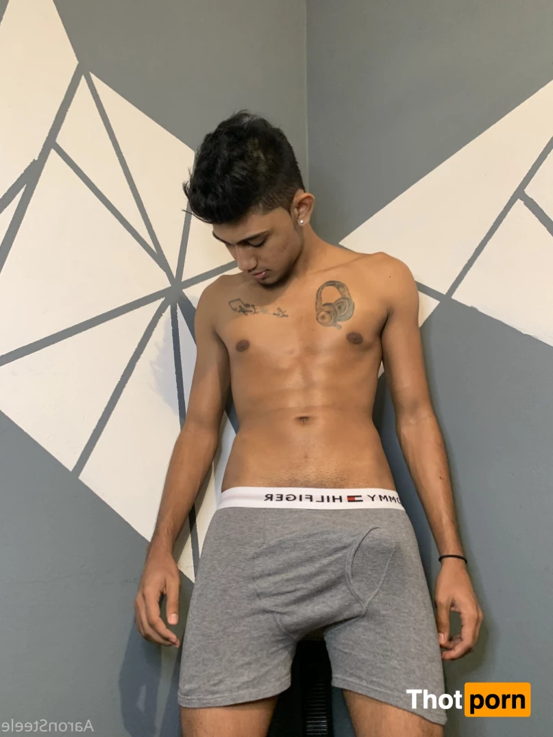 MRAARONSTEELEOF😈🇹🇹 6445282