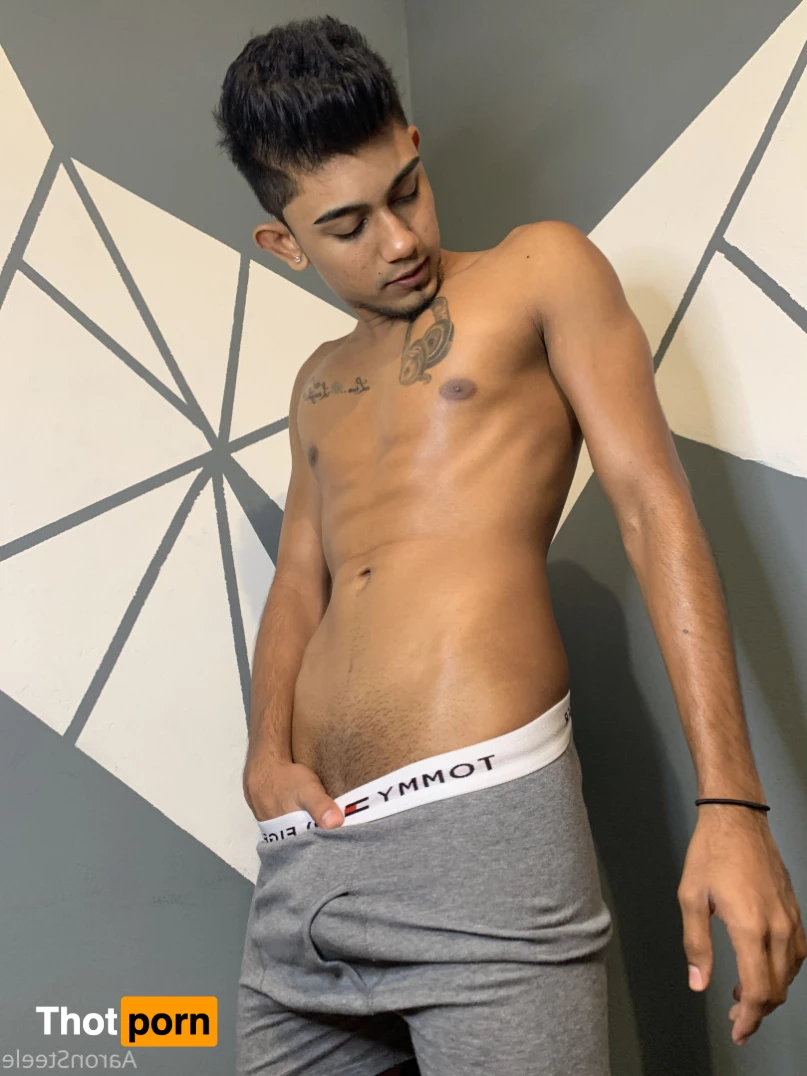 MRAARONSTEELEOF😈🇹🇹 6445327