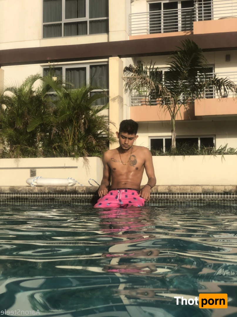 MRAARONSTEELEOF😈🇹🇹 6445349