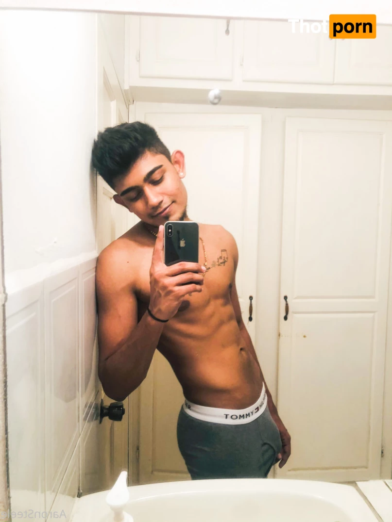 MRAARONSTEELEOF😈🇹🇹 6445405