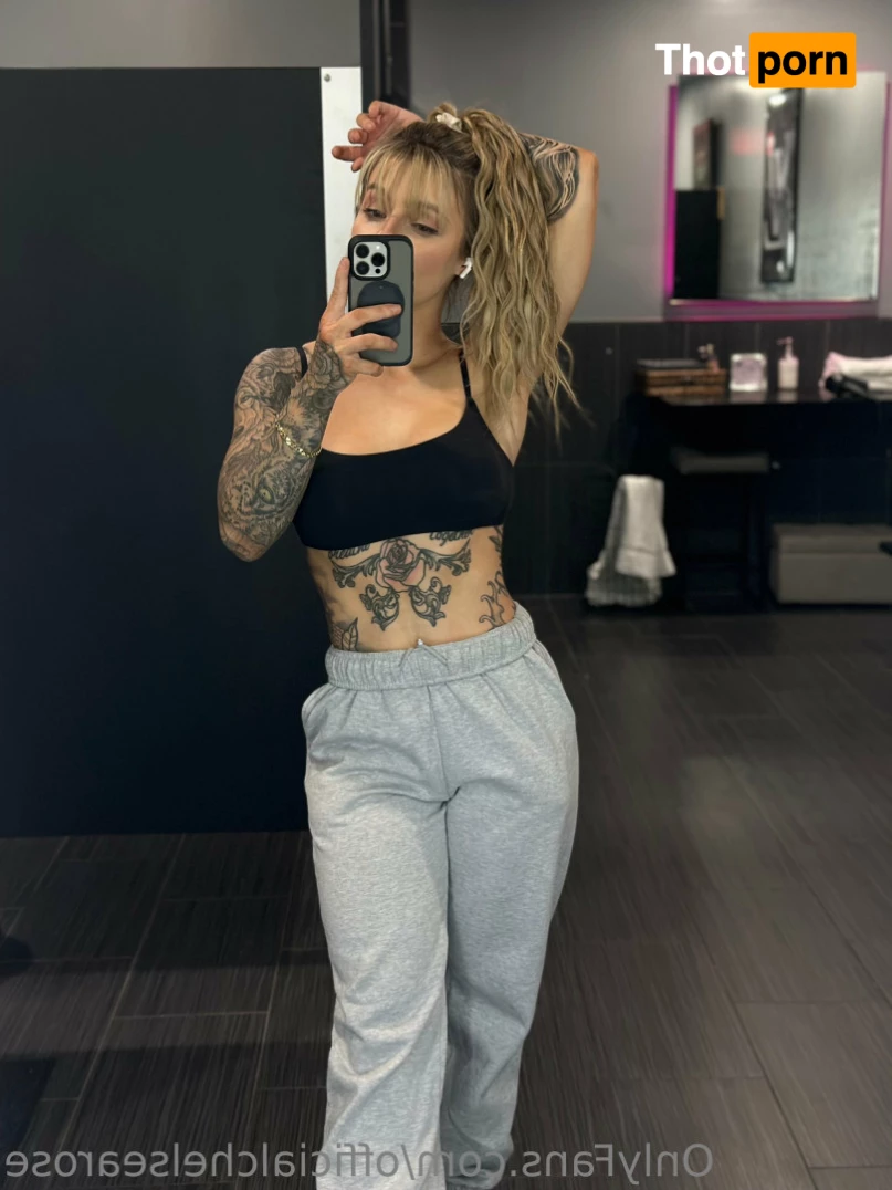 Chelsea Rose 9569572