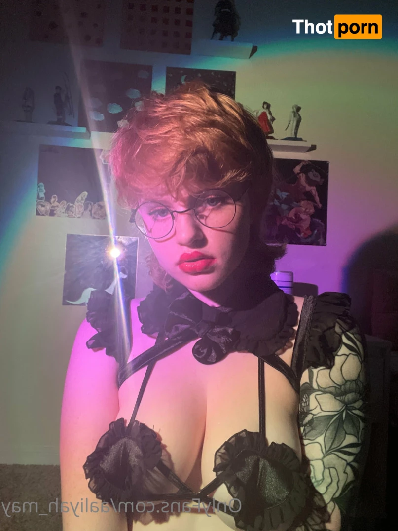 Aaliyah May 🥰 9464496