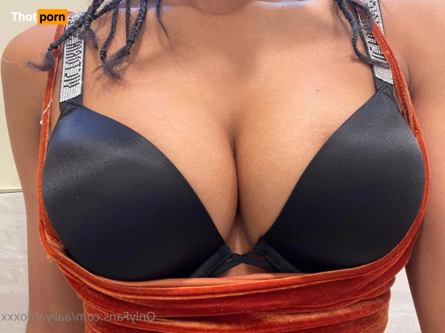 Lightskin Barbie🎀💅🏾💖 3738171