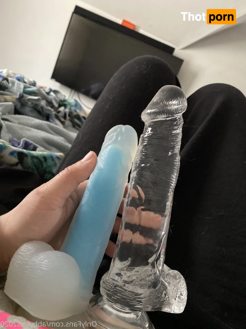 ABBY KISS 💋 3833708