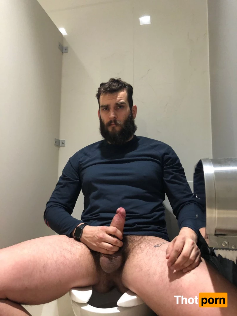 ABEARDEDBOY 3960341