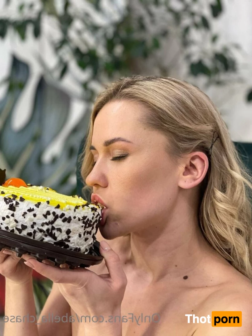 Abella Chase 3693762