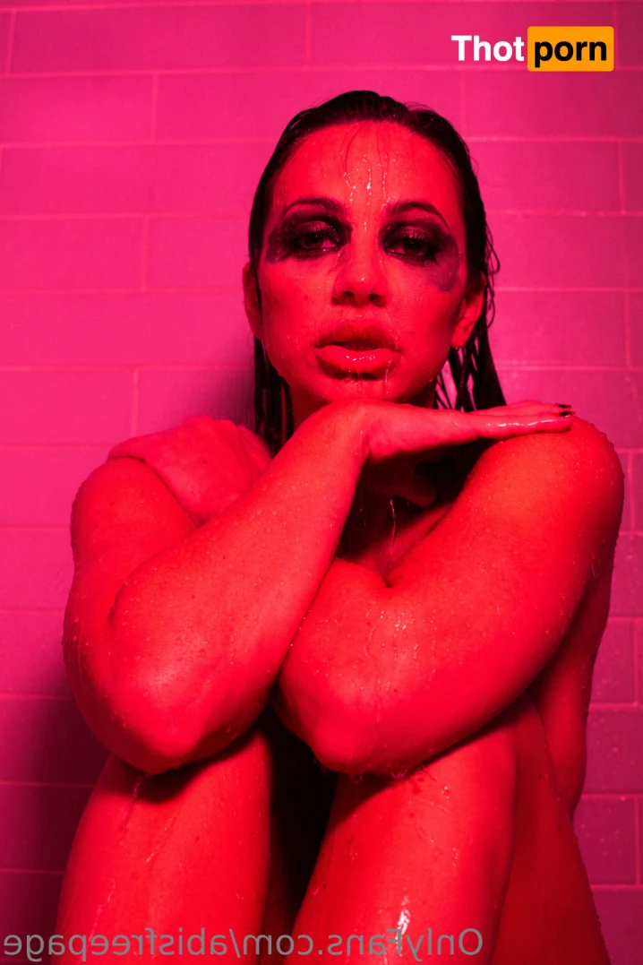 Abigail Mac’s Free Page 13375258