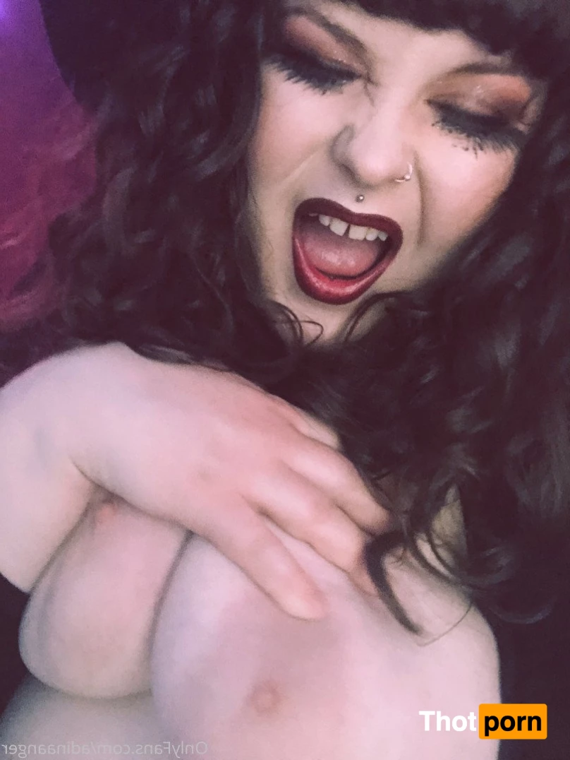 ♡ Adina Anger ♡ 3755049