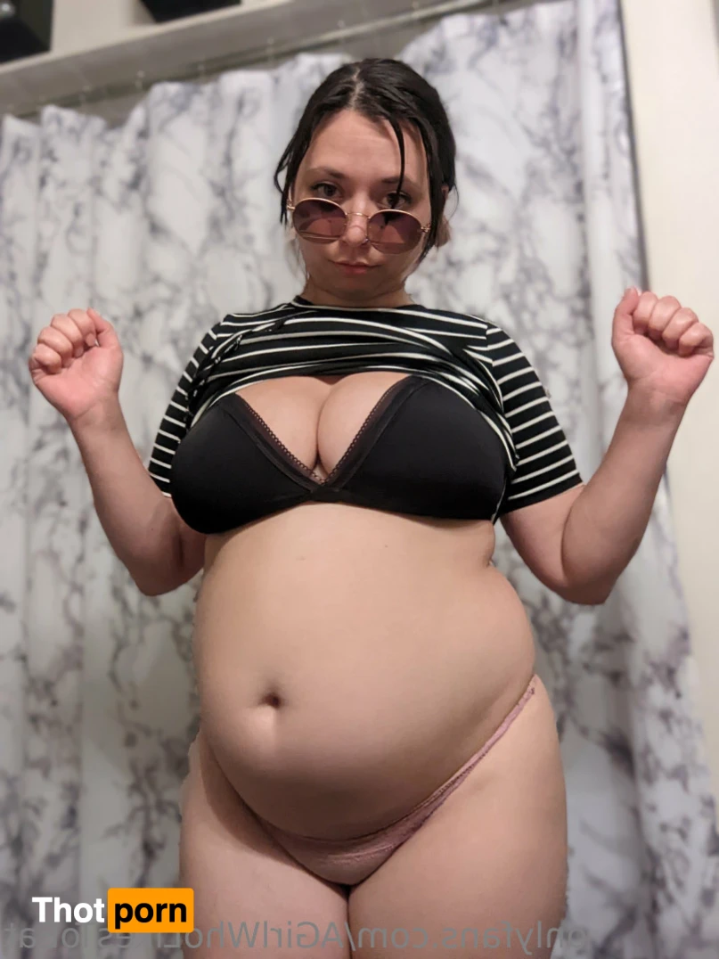 AGirlWhoLikesToEat🦭 16111461